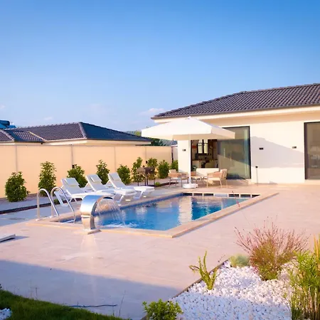 Villa Deniz Ati *